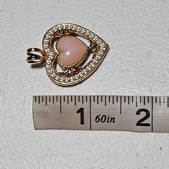 Vintage Heart Pendant Pink Stone Faux Pearl Accents Retro 50s Fashion Jewelry - Picture 3 of 3